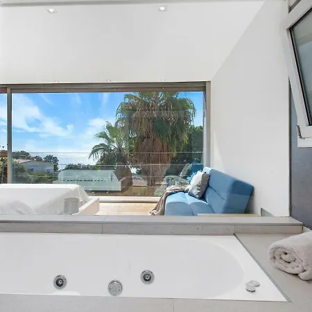Places4stay Cristina * Lloret de Mar